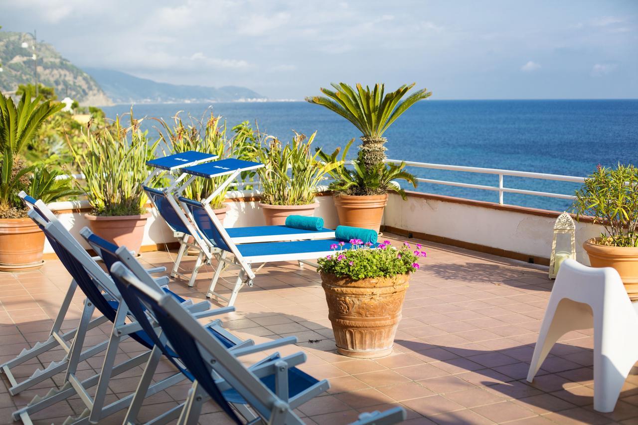 Il Cefalo Hotel & Restaurant Кастеллабате Экстерьер фото